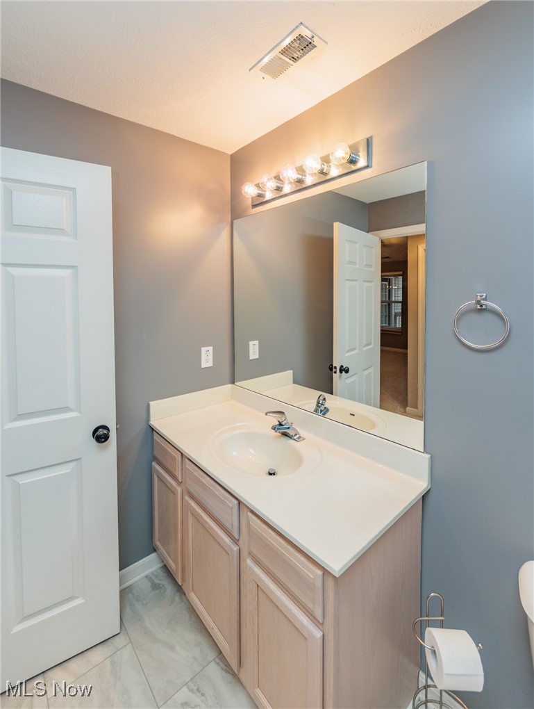 28360 Center Ridge Road, Unit 2210 Westlake, OH 44145 - Photo 27 of 45 Bathroom featuring vanity
