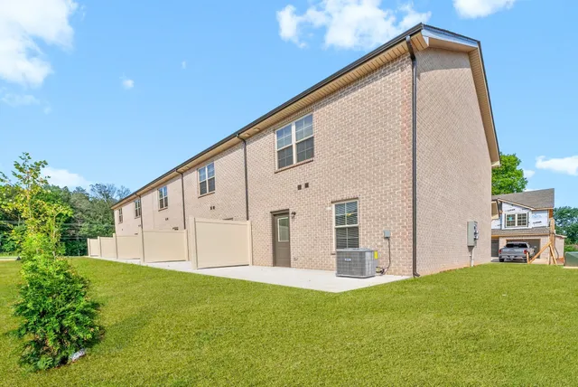 $1,450 | 2907 Ashland City Road, Unit 105, Clarksville, TN 37043