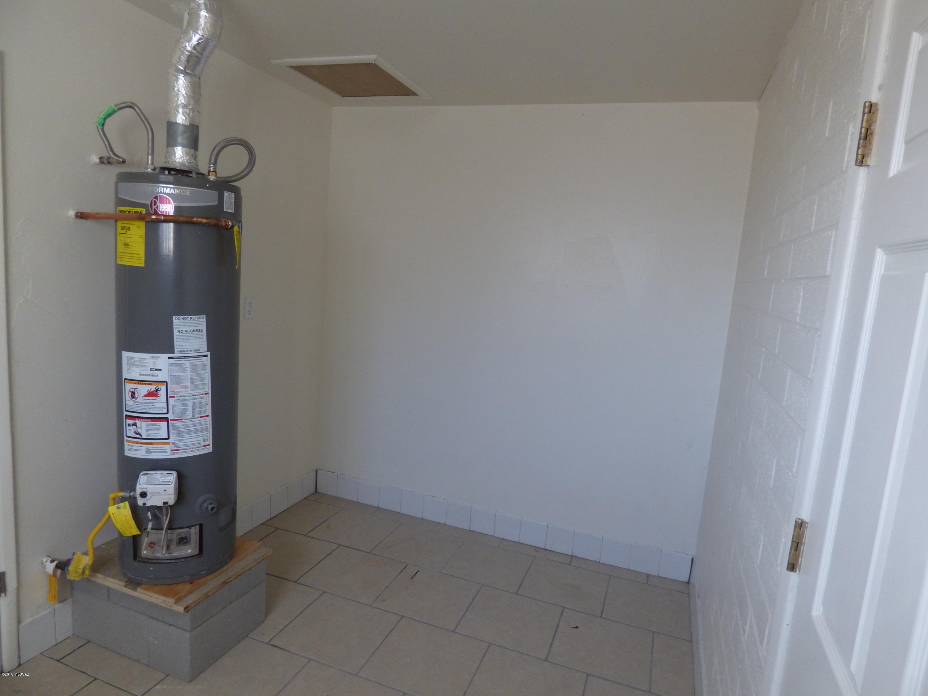 2011 West Merlin Road Tucson, AZ 85713 - Photo 11 of 28
