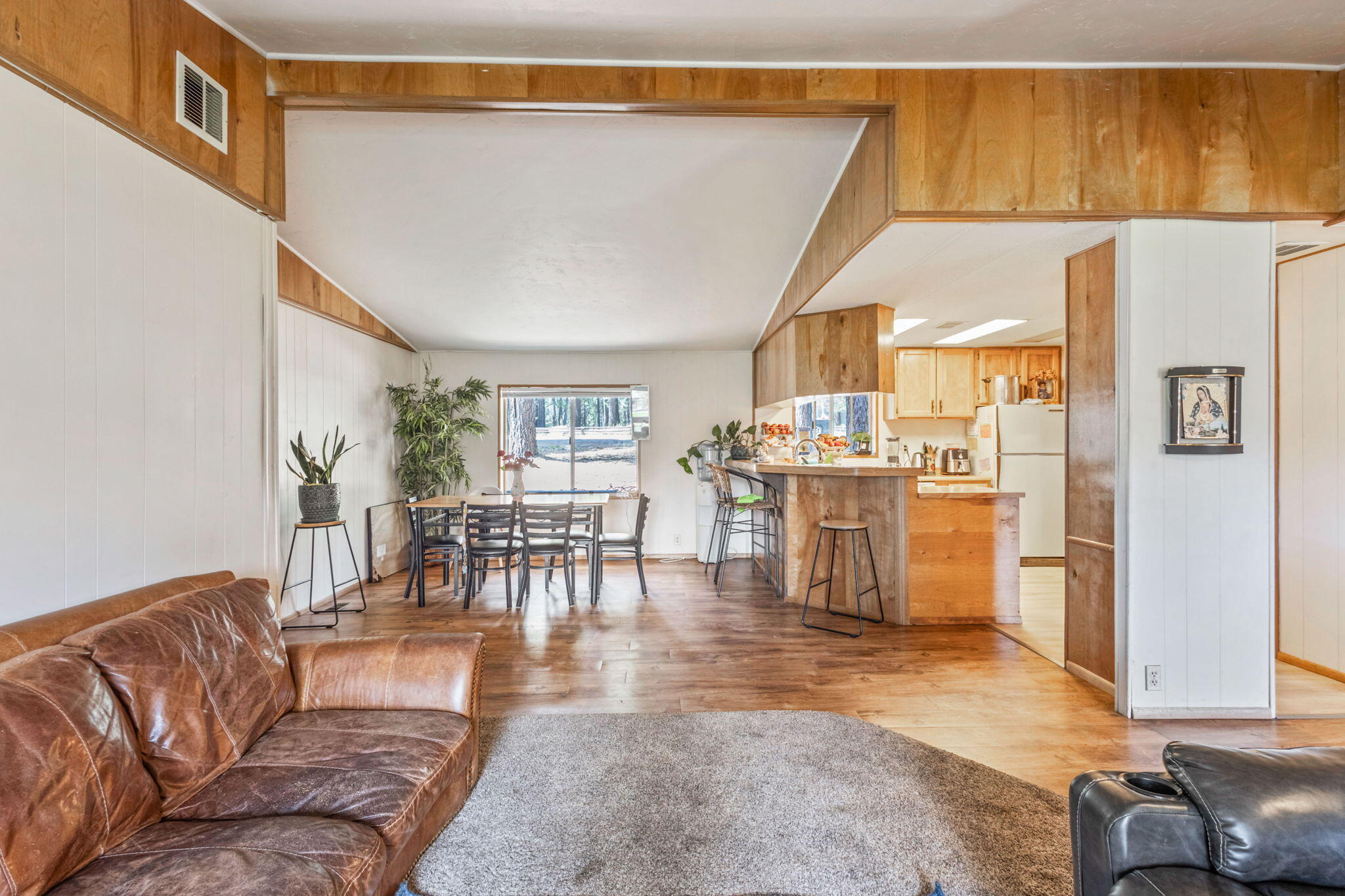 17039 Upland Road Bend, OR 97707 - Photo 10 of 39 7-web-or-mls-07