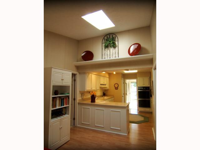 2071 Stancrest Road Dublin, OH 43016 - Photo 8 of 18 Gallery Image 8