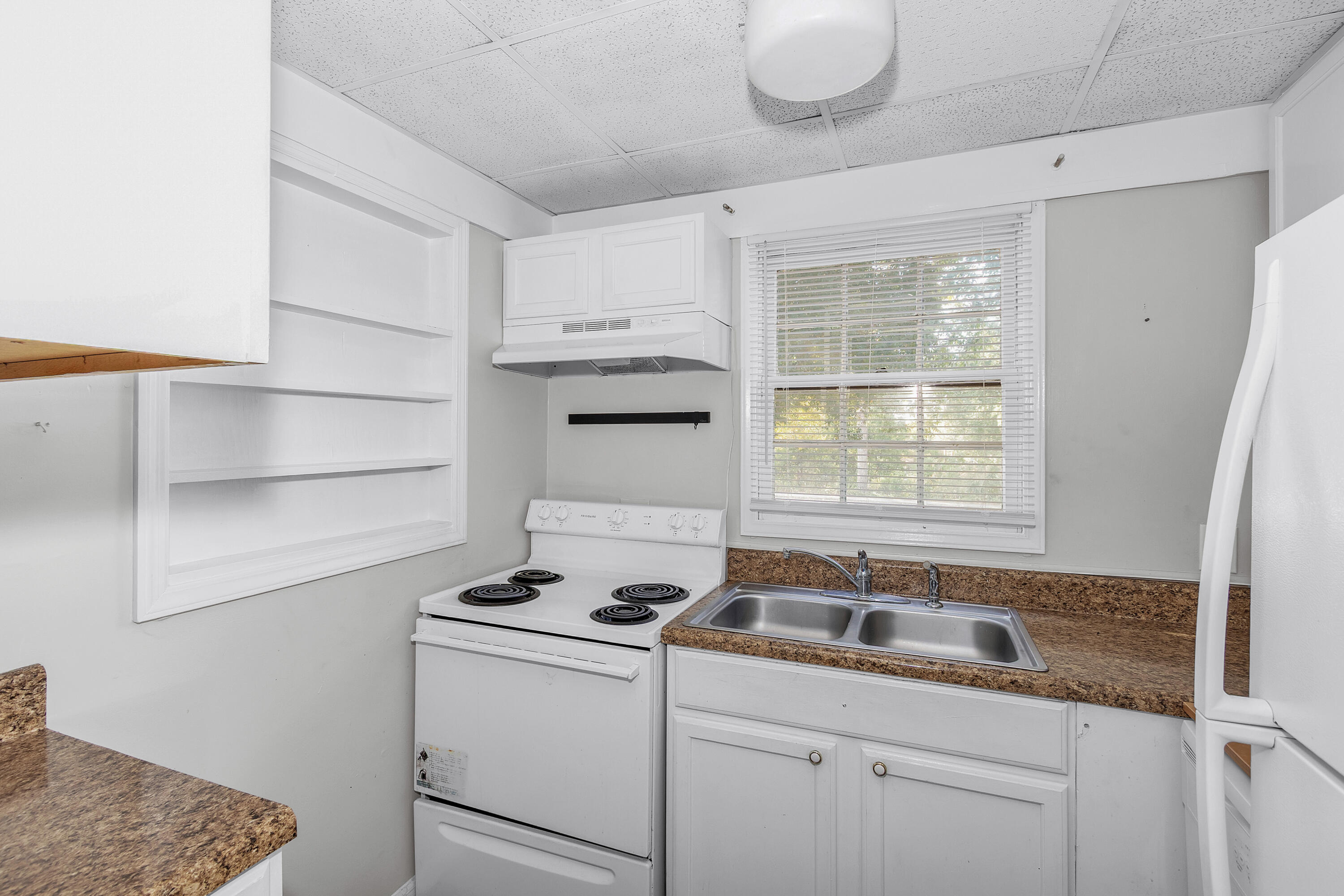 308 Belvedere Clearwater Road North Augusta, SC 29841 - Photo 8 of 42 308 Belvedere Clearwater Rd, A, Interior