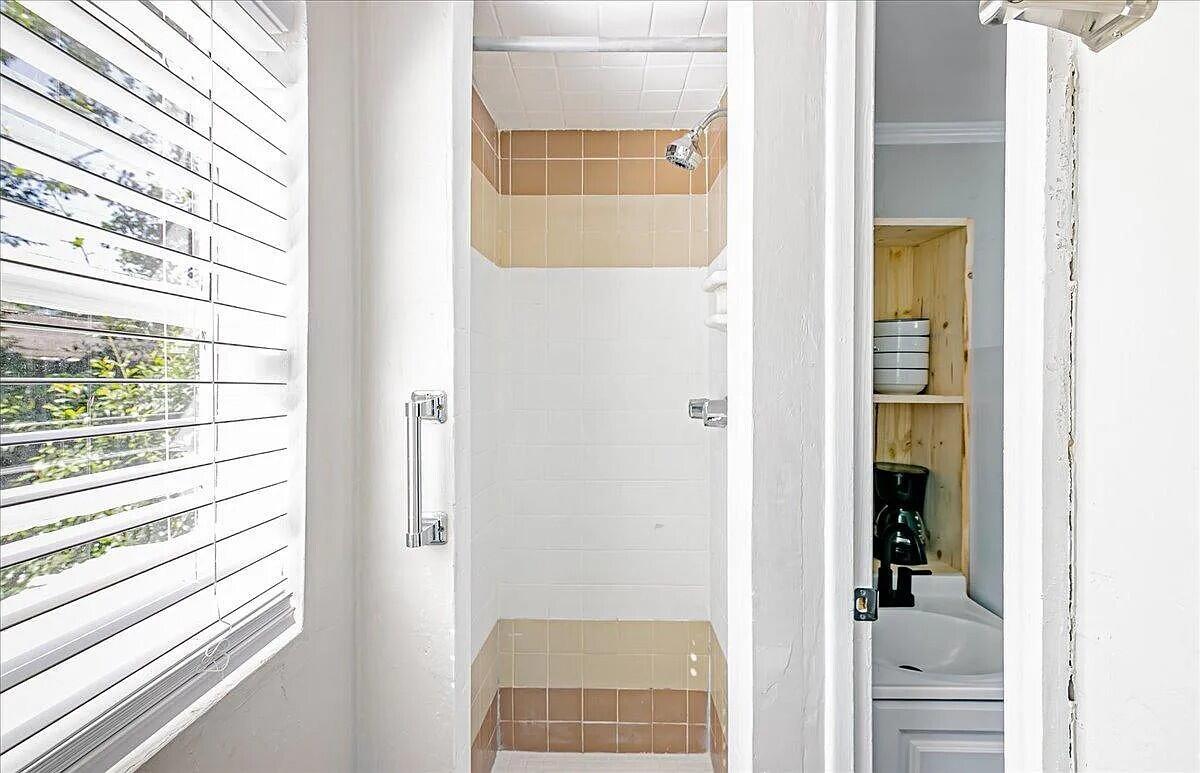 308 Belvedere Clearwater Road North Augusta, SC 29841 - Photo 32 of 42 314 Verdery shower