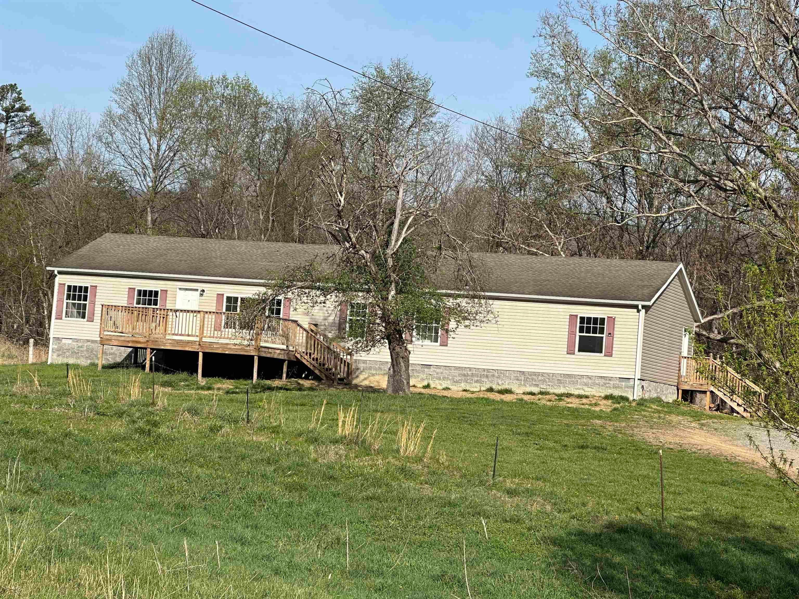 213 Walnut Grove Road Narrows, VA 24124 - Photo 1 of 4 Gallery Image 1