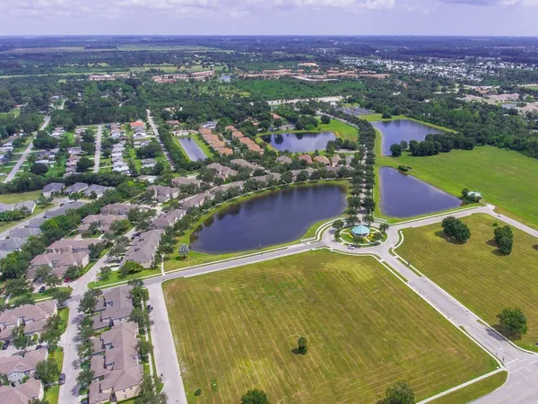 $325,000 | 1598 78th Avenue, Vero Beach, FL 32966