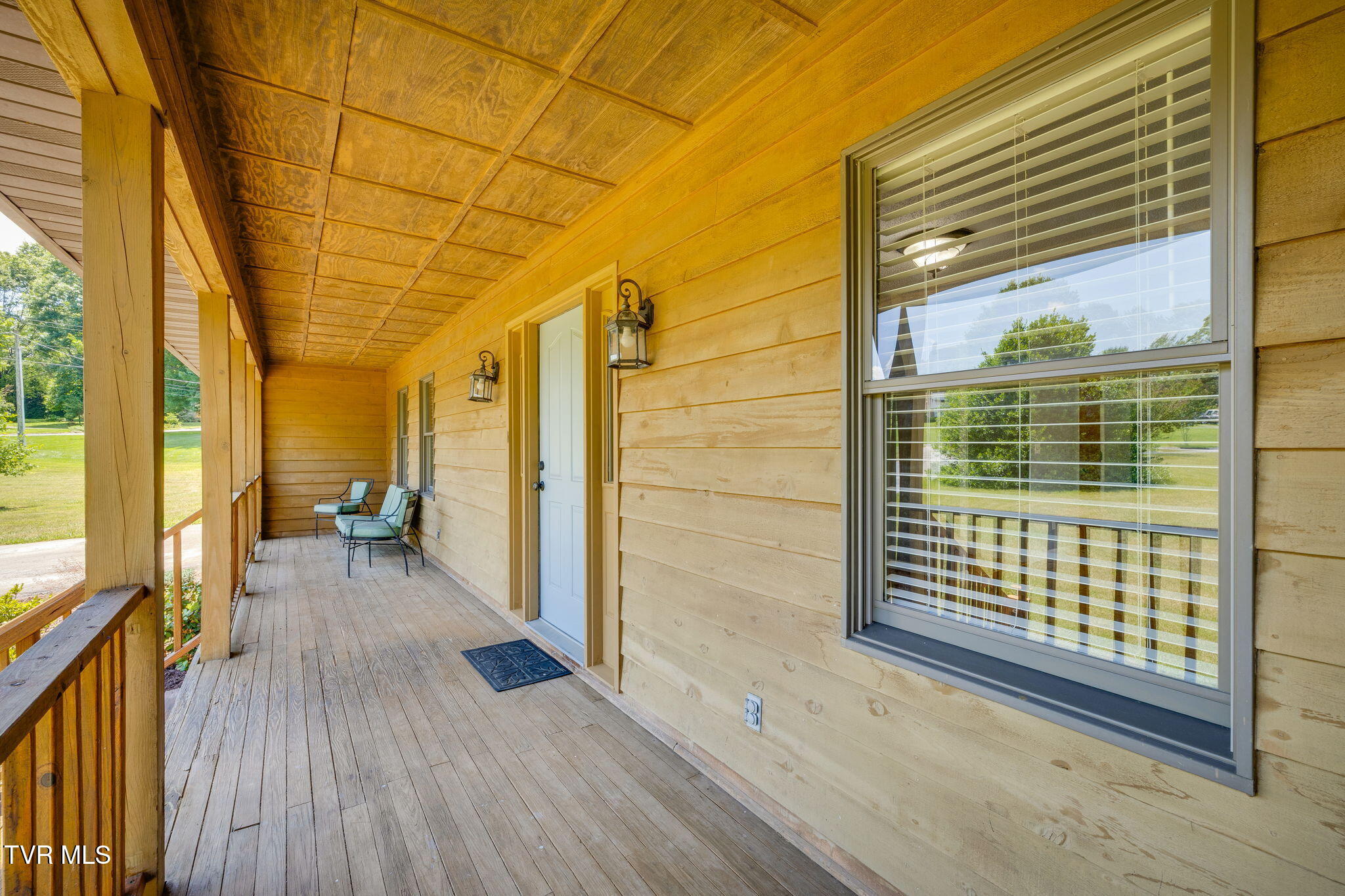2015 Ridgefield Road Johnson City, TN 37601 - Photo 5 of 48 004