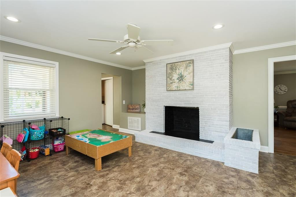 224 Nicks Street Graham, NC 27253 - Photo 8 of 25 Gallery Image 8