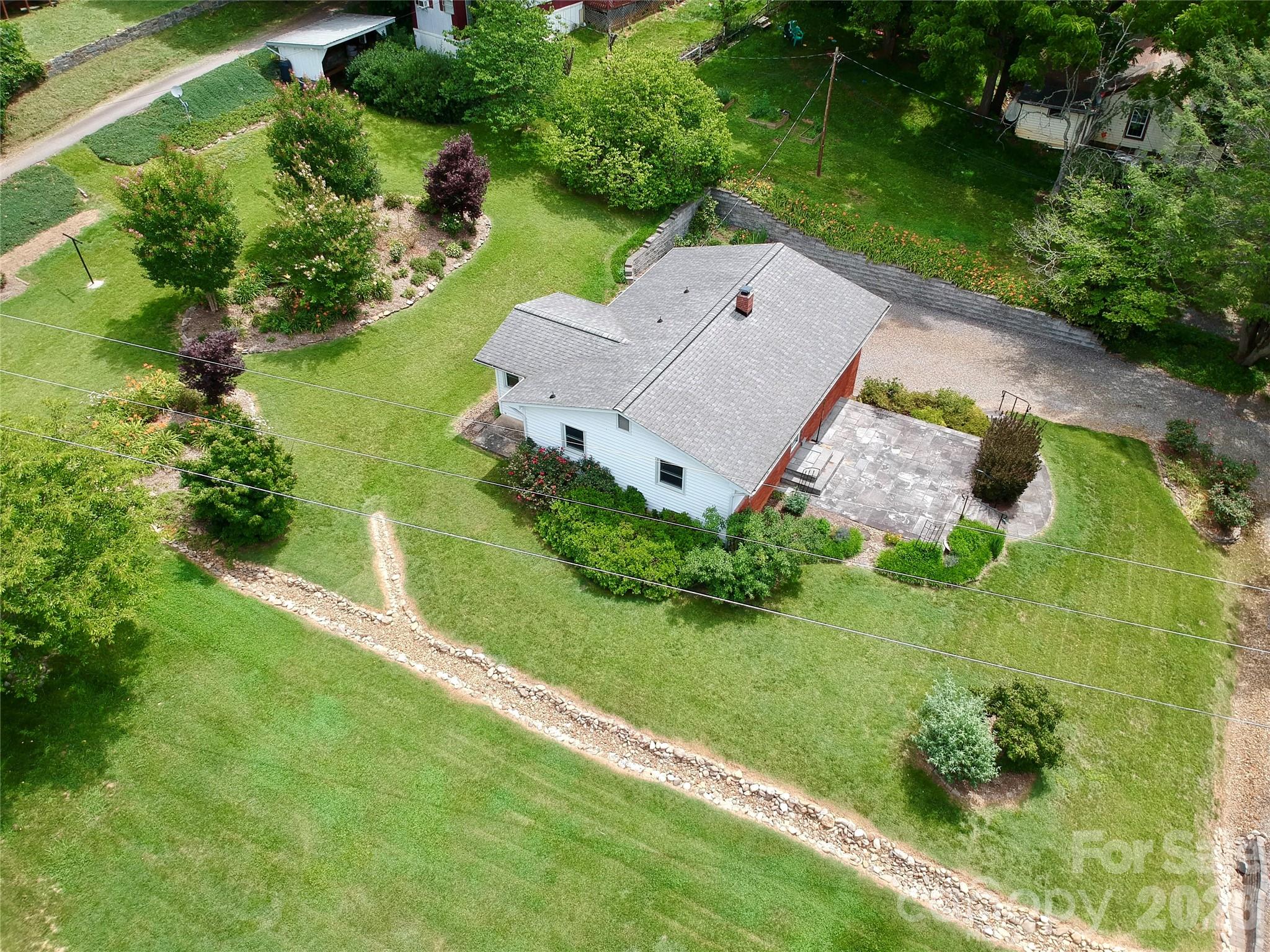 20 Ridge Cross Road Asheville, NC 28805 - Photo 4 of 30 Gallery Image 4