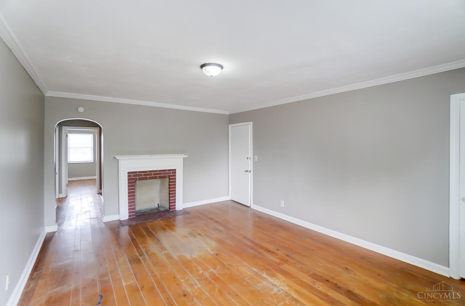 5130 Reading Road Cincinnati, OH 45237 - Photo 10 of 36
