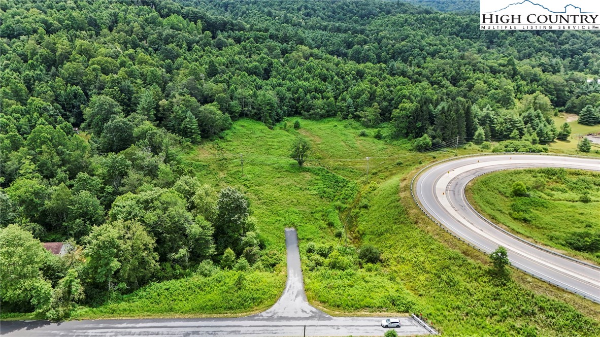 Deep Gap Drive Deep Gap, NC 28618 - Photo 6 of 31 a view of outdoor space and yard