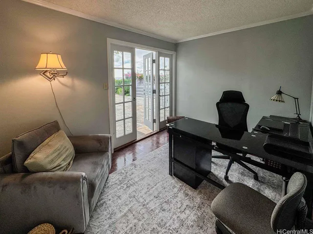 $2,690,000 | 155 Lumahai Street, Honolulu, HI 96825