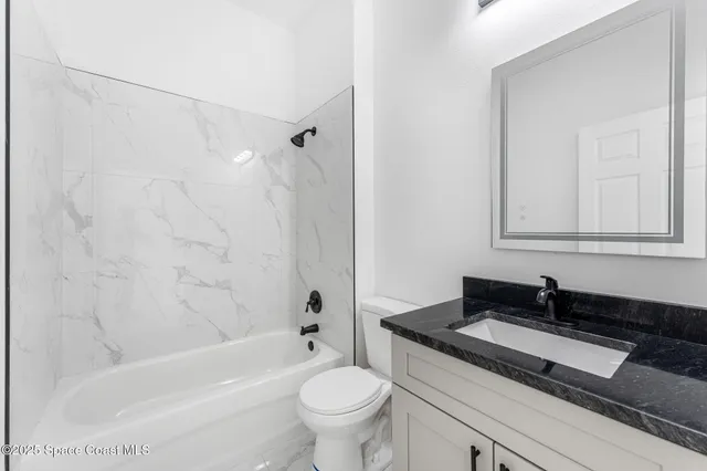 $2,100 | 1415 Palau Street Southeast, Palm Bay, FL 32909