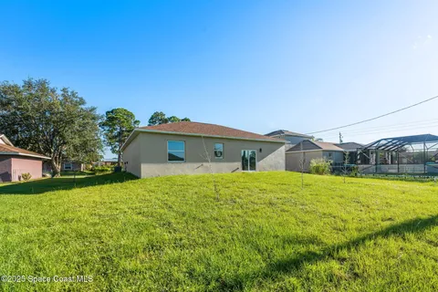 $2,100 | 1415 Palau Street Southeast, Palm Bay, FL 32909