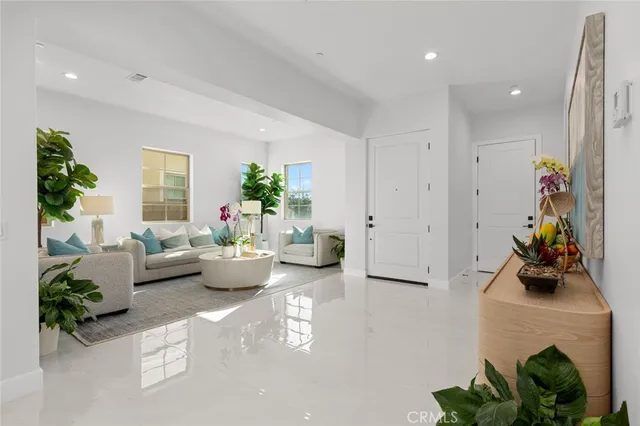 $2,295,000 | 17413 Siena Lane, Fountain Valley, CA 92708