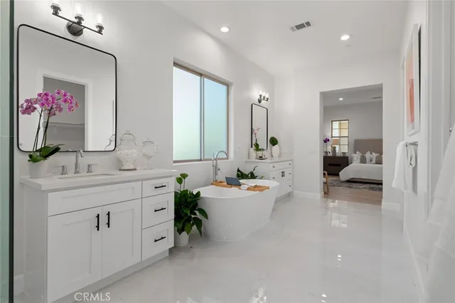 $2,295,000 | 17413 Siena Lane, Fountain Valley, CA 92708