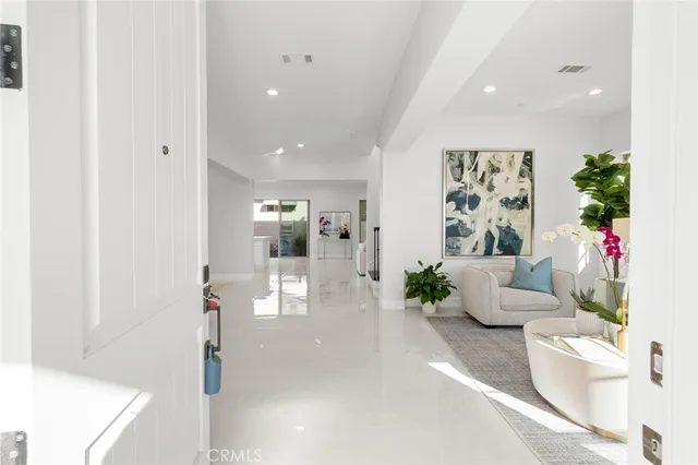 $2,295,000 | 17413 Siena Lane, Fountain Valley, CA 92708