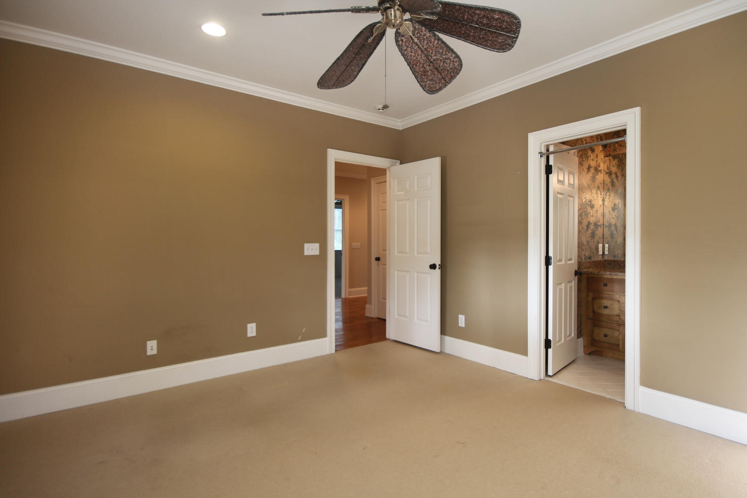35 Eastlake Road Mount Pleasant, SC 29464 - Photo 27 of 46 35 Eastlake Road Mt Pleasant-018-001-Eas