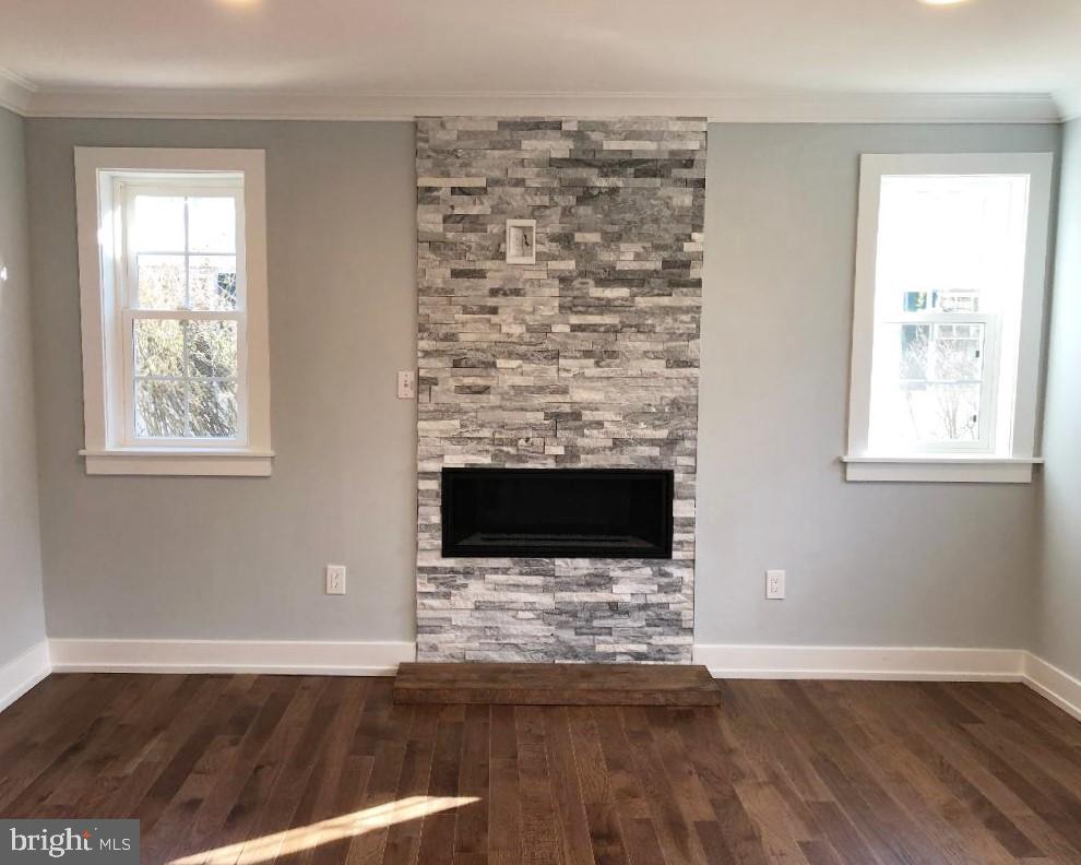 110 North Fairfield Road Devon, PA 19333 - Photo 21 of 33 Family Room w/Fireplace