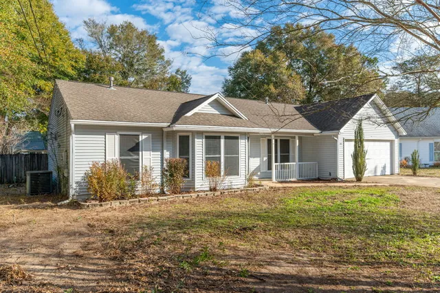 $229,000 | 114 Hollow Cove, Crestview, FL 32539