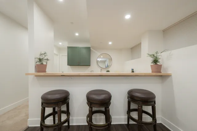 $2,166,667 | 3817 North Lowell Avenue, Chicago, IL 60641