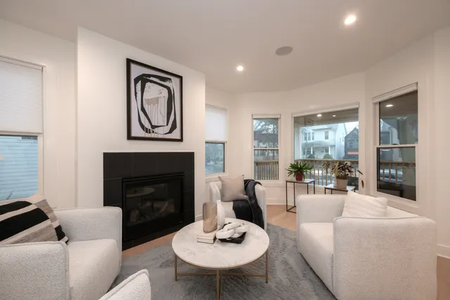 $2,166,667 | 3817 North Lowell Avenue, Chicago, IL 60641