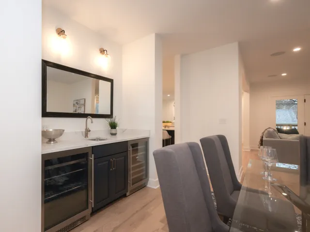 $2,166,667 | 3817 North Lowell Avenue, Chicago, IL 60641