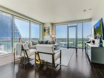 $2,590,000 | 222 West Avenue, Unit 1901, Austin, TX 78701