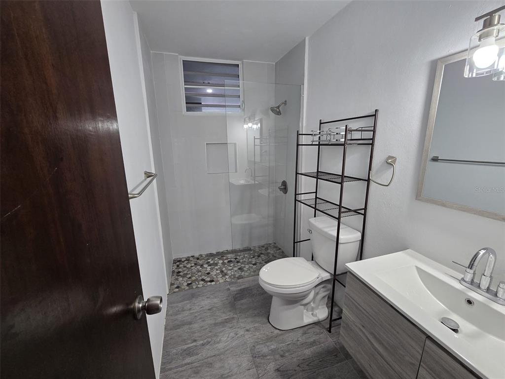 13 Nebraska Guaynabo, PR 00969 - Photo 3 of 47