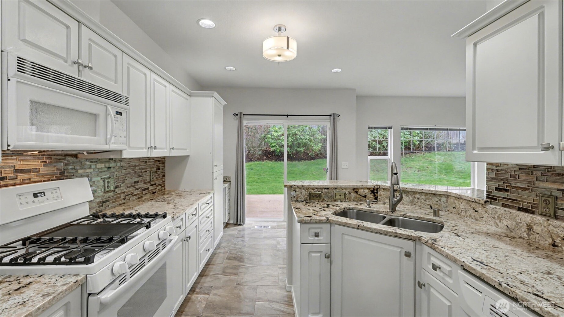 4714 Morris Avenue South Renton, WA 98055 - Photo 7 of 24