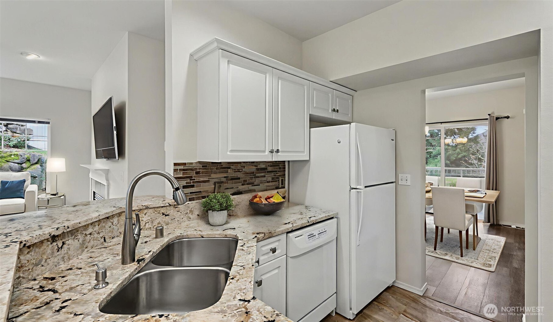 4714 Morris Avenue South Renton, WA 98055 - Photo 9 of 24