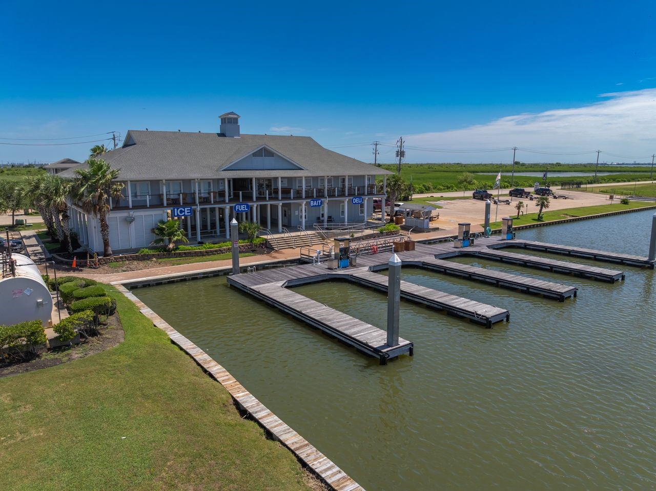 4 Loggerhead Hitchcock, TX 77563 - Photo 25 of 38 a view of swimming pool with outdoor seating and a terrace