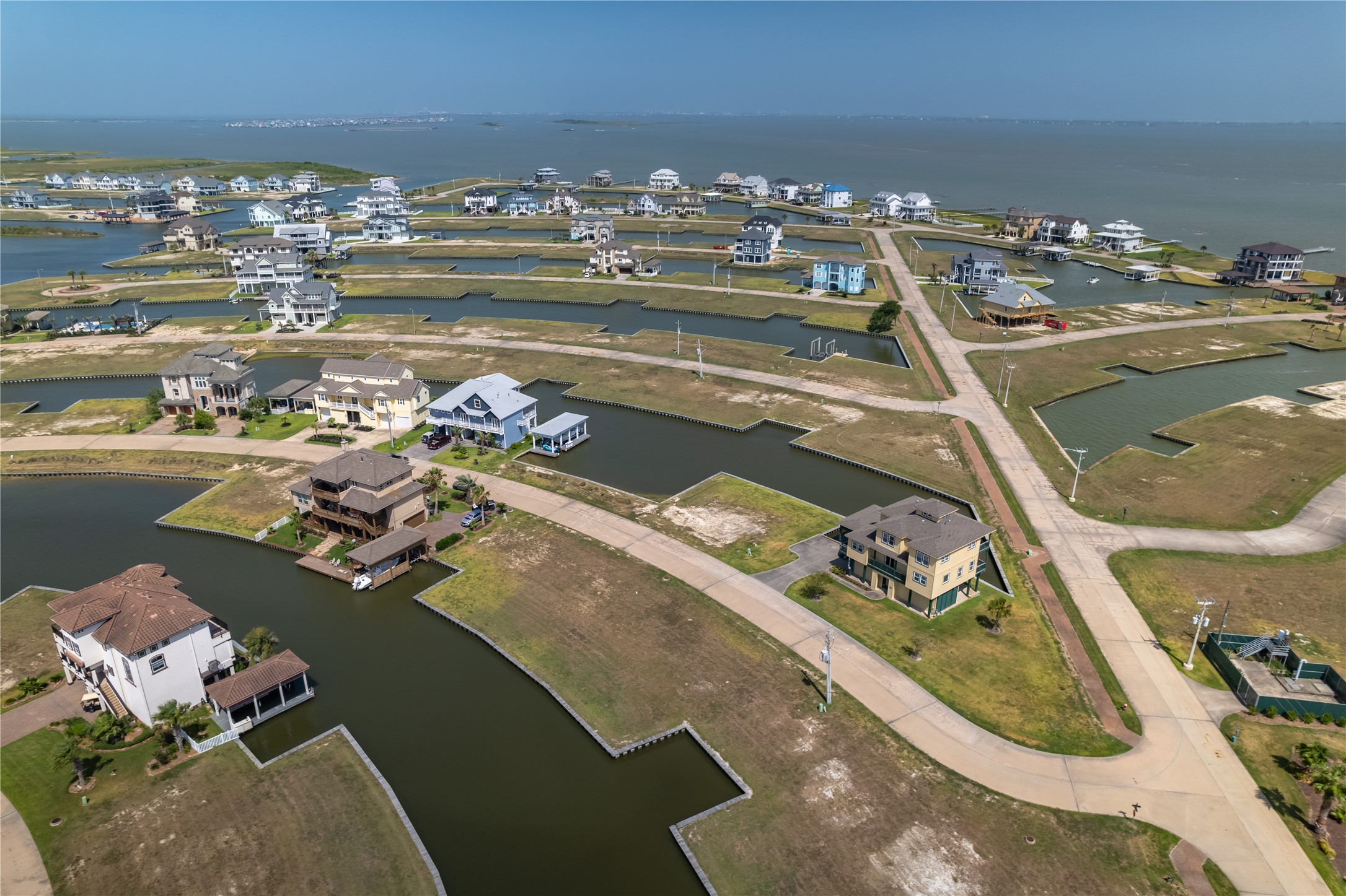 4 Loggerhead Hitchcock, TX 77563 - Photo 6 of 38 a view of a ocean