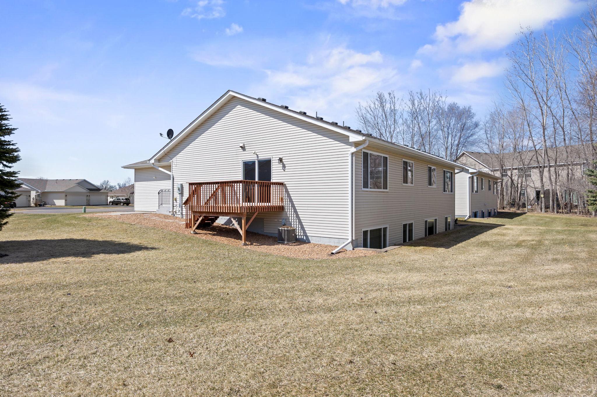 38251 Explorer Circle North Branch, MN 55056 - Photo 14 of 23