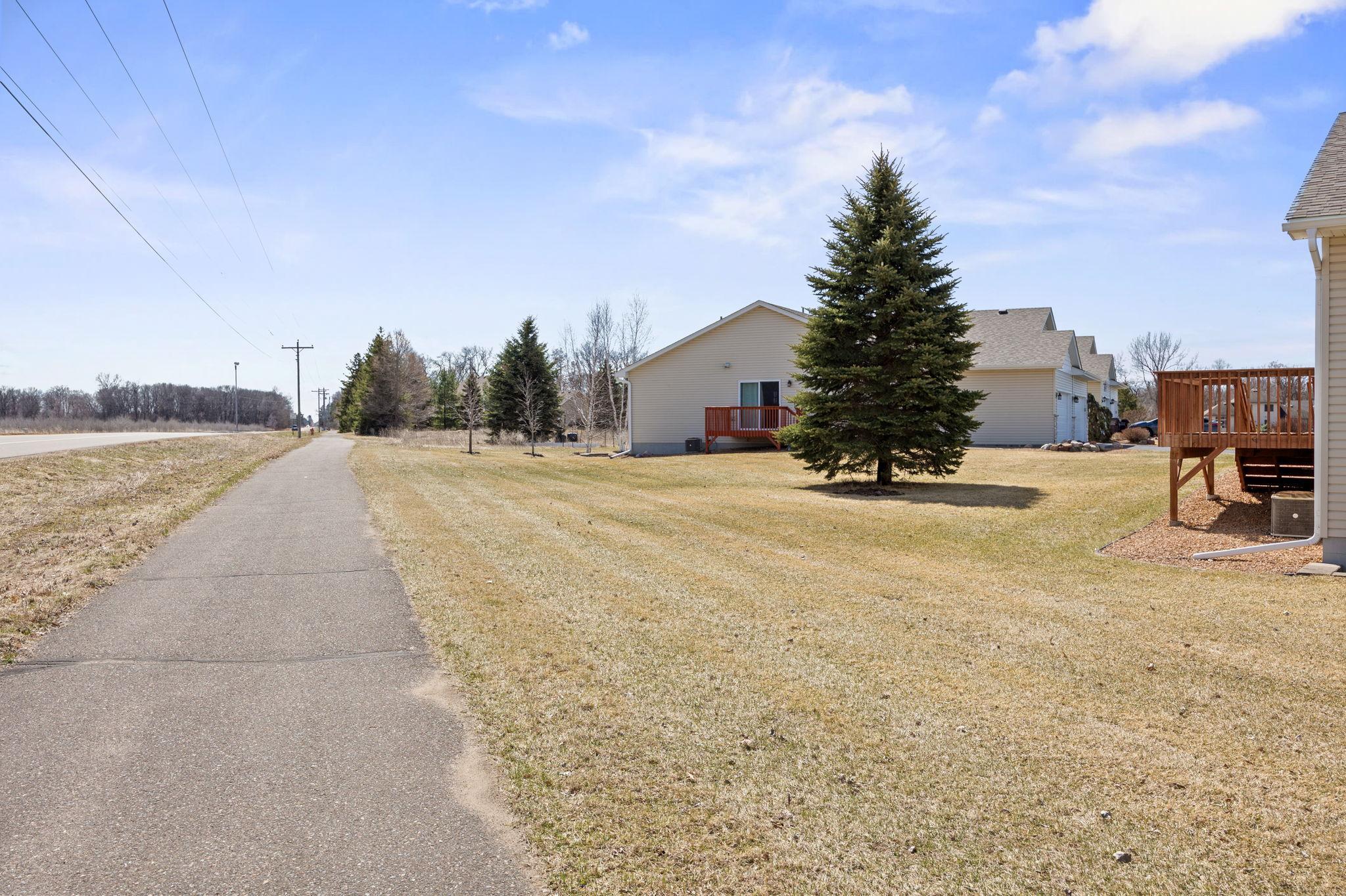 38251 Explorer Circle North Branch, MN 55056 - Photo 15 of 23
