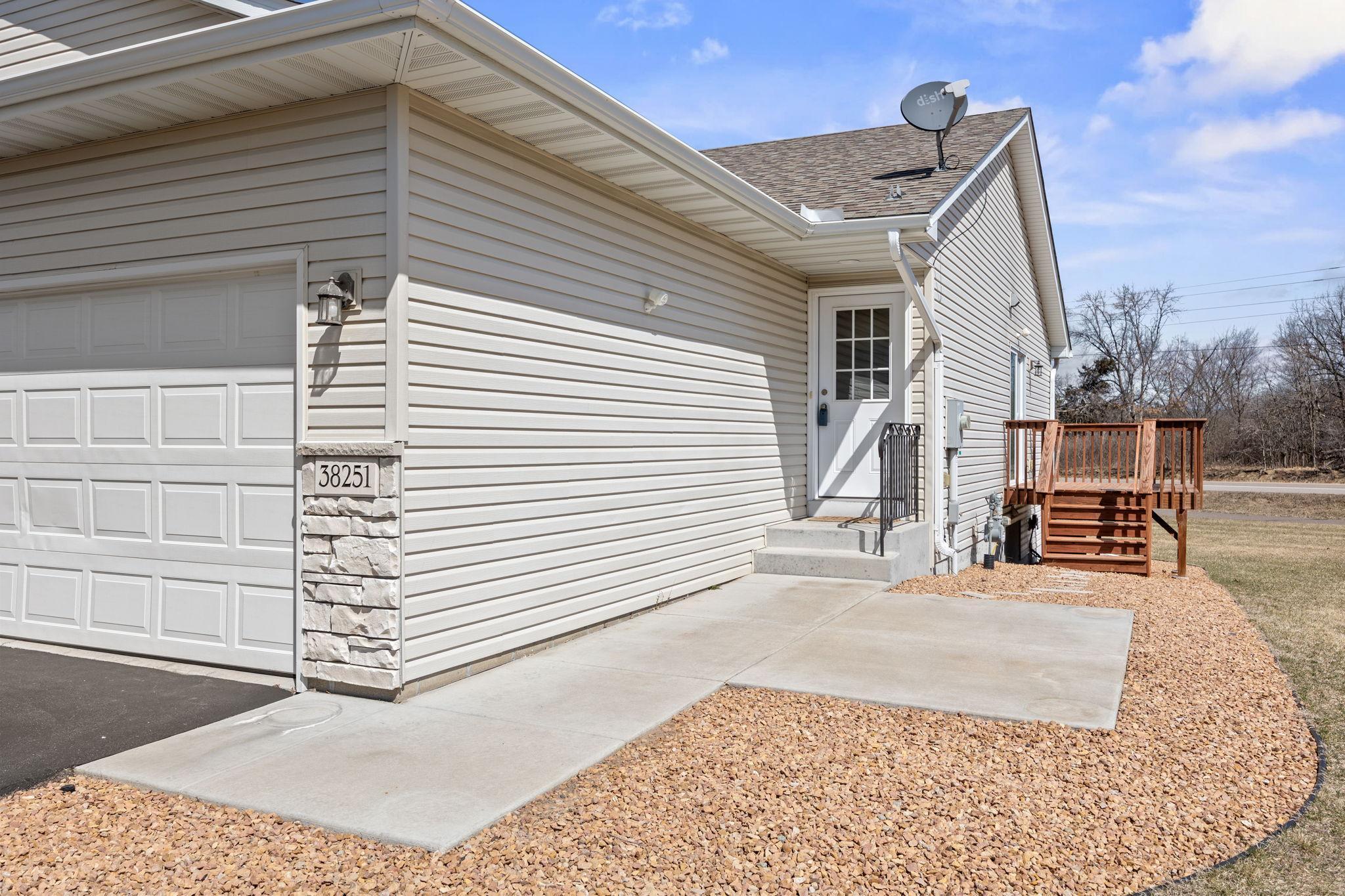 38251 Explorer Circle North Branch, MN 55056 - Photo 16 of 23
