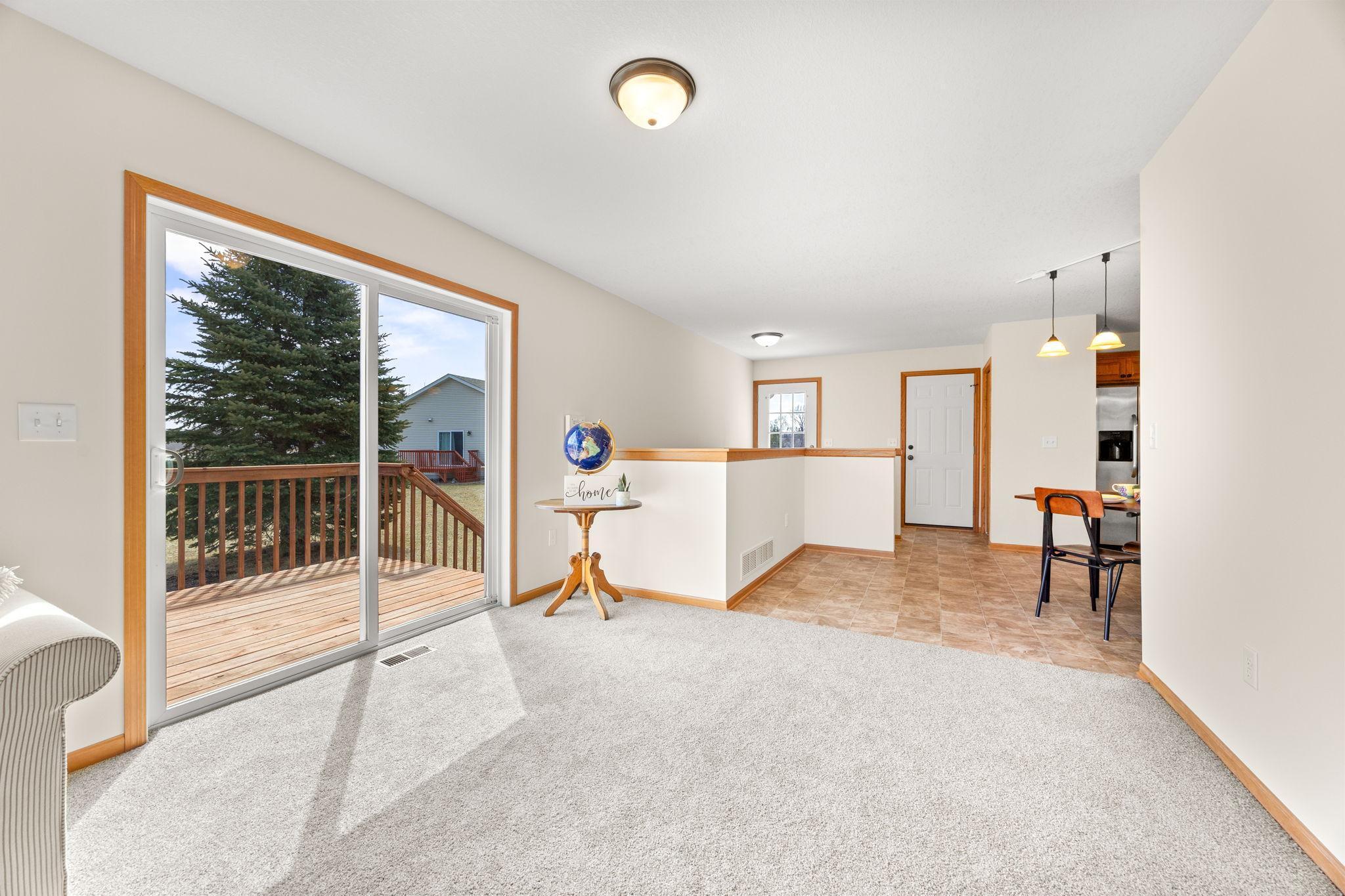 38251 Explorer Circle North Branch, MN 55056 - Photo 2 of 23