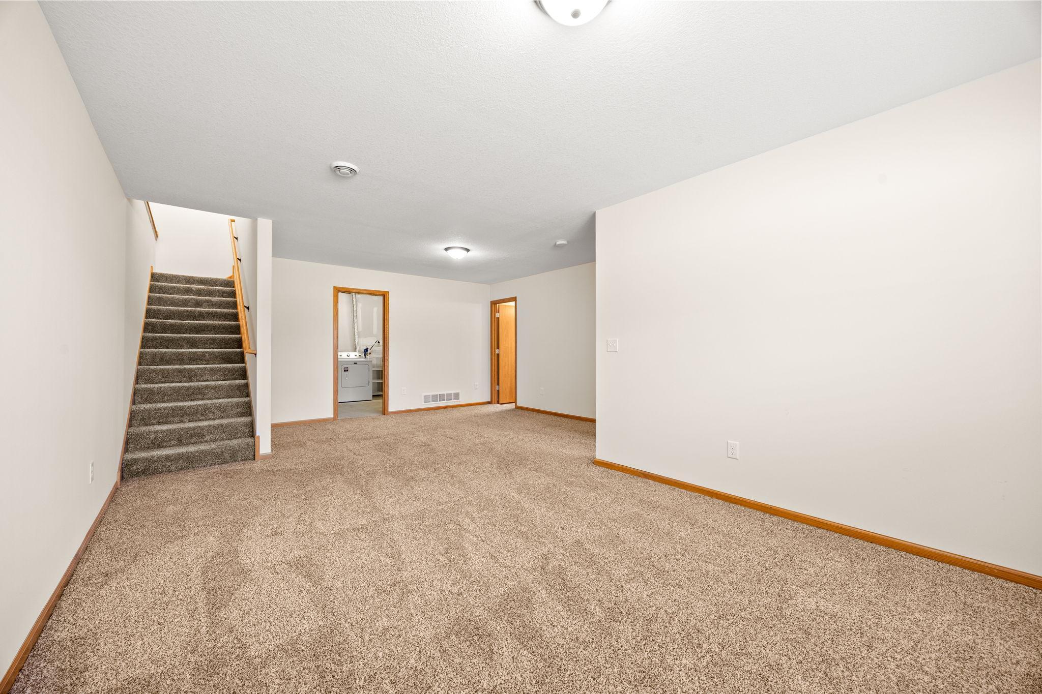 38251 Explorer Circle North Branch, MN 55056 - Photo 10 of 23