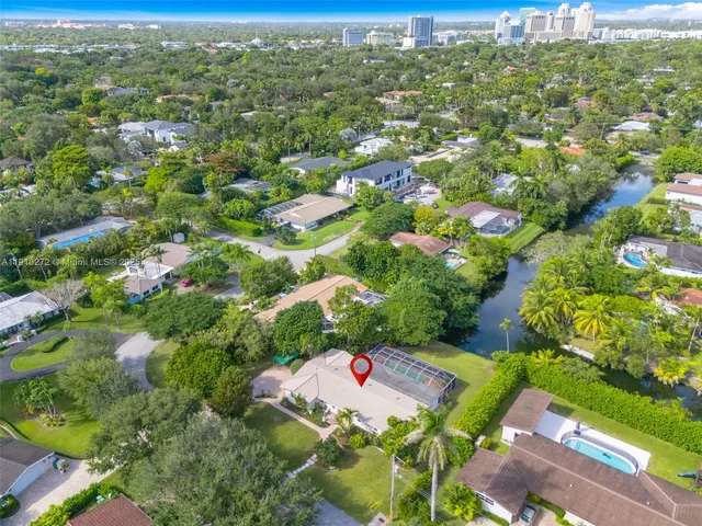 $11,000 | 7021 Southwest 107th Street, Pinecrest, FL 33156