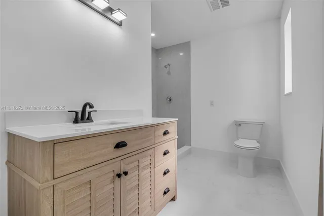 $11,000 | 7021 Southwest 107th Street, Pinecrest, FL 33156