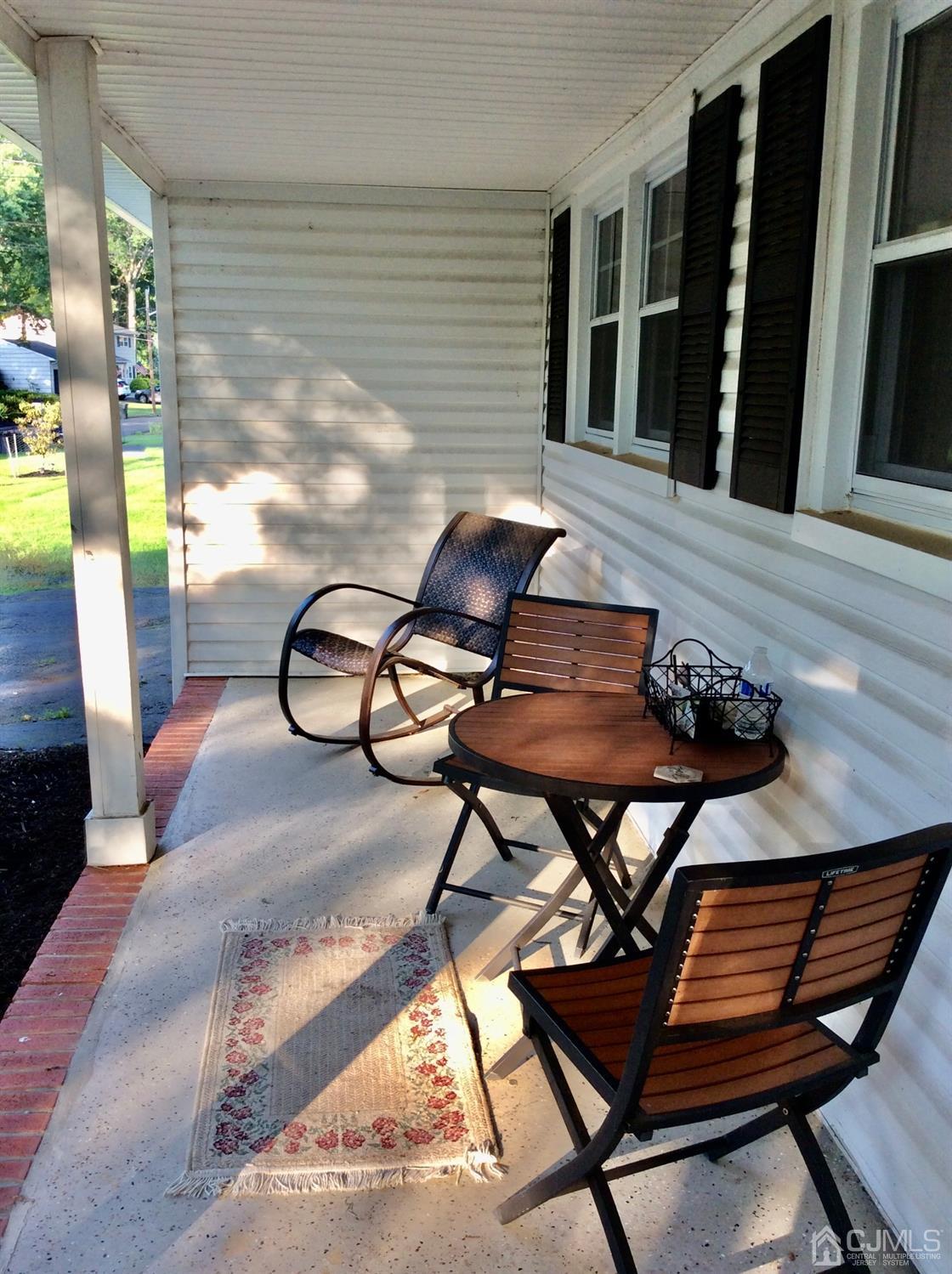 9 Devon Road Edison, NJ 08820 - Photo 4 of 58 a view of a outdoor seating area