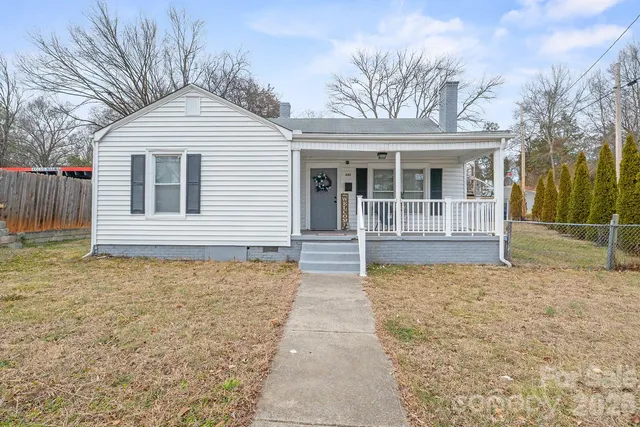 $247,500 | 247 Cabarrus Avenue East, Concord, NC 28025