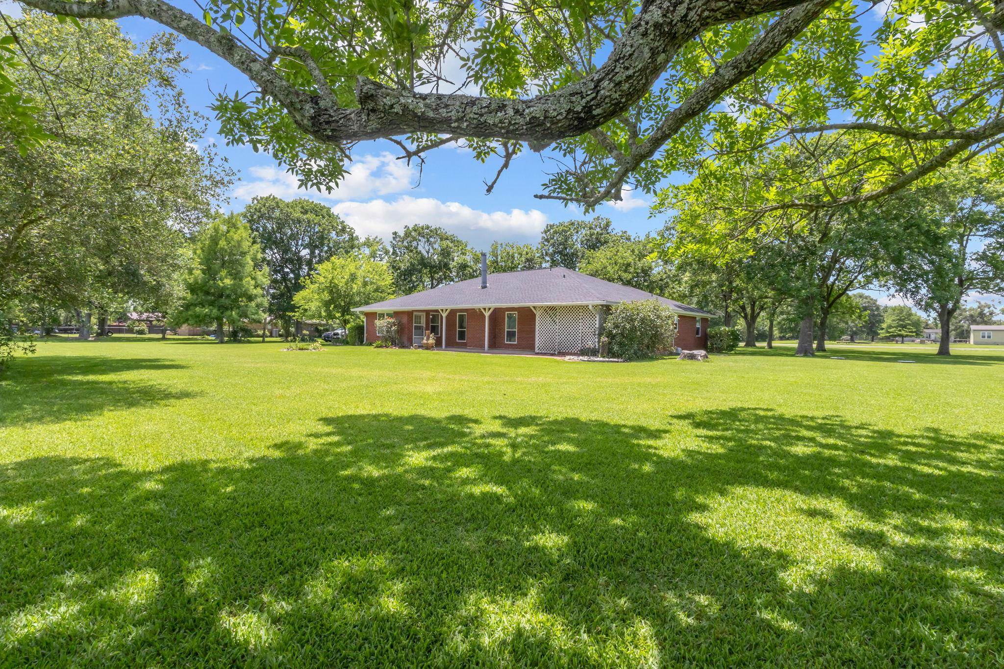 9767 Winzer Road Beaumont, TX 77705 - Photo 24 of 28