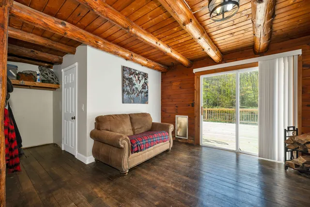 $439,900 | 232 Kilton Pond Road, Grafton, NH 03240