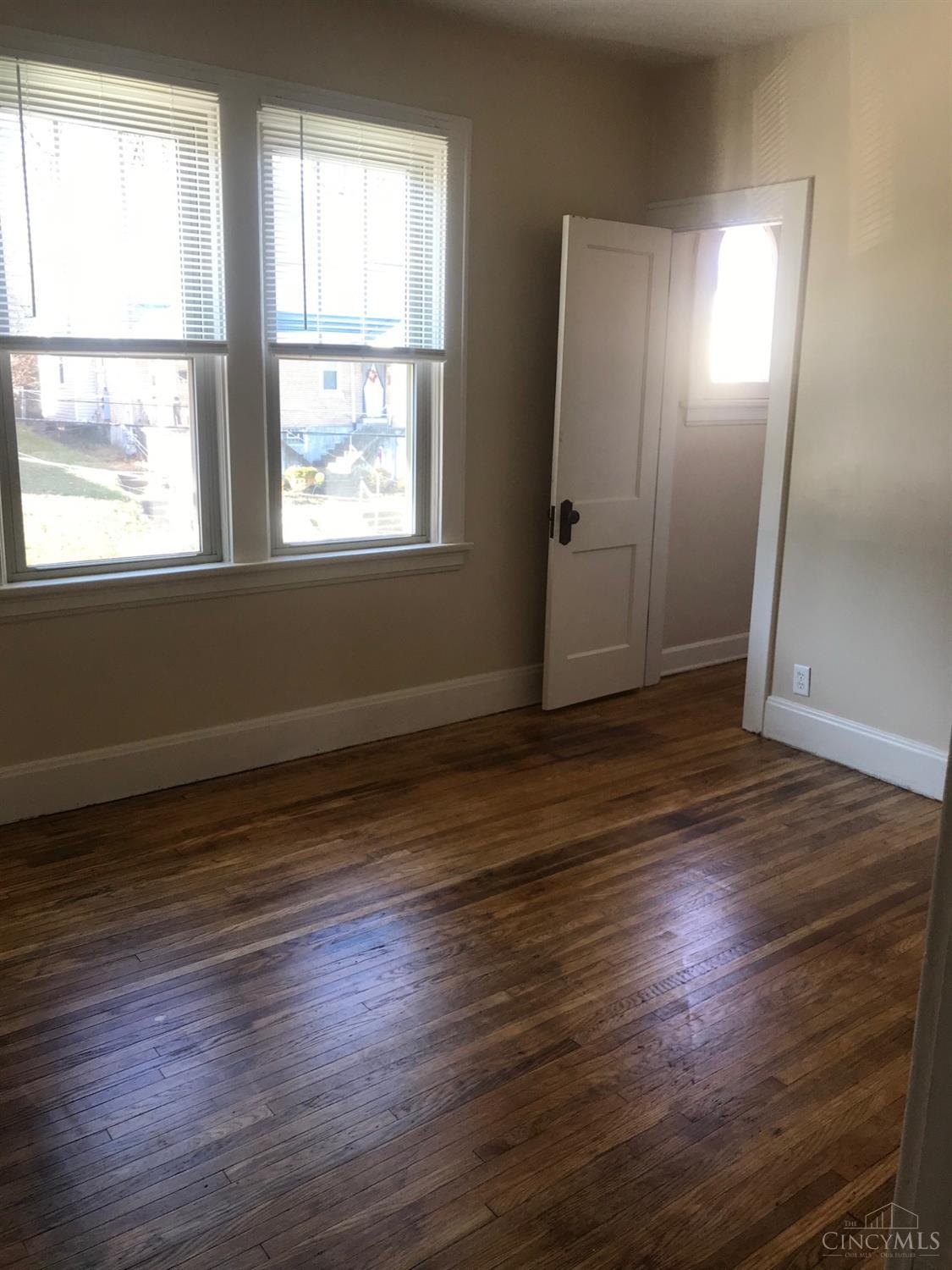 1256 Rutledge Avenue Cincinnati, OH 45205 - Photo 2 of 11