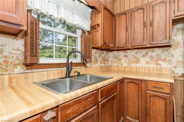 $279,000 | 2110 Newell Street, Ramseur, NC 27316