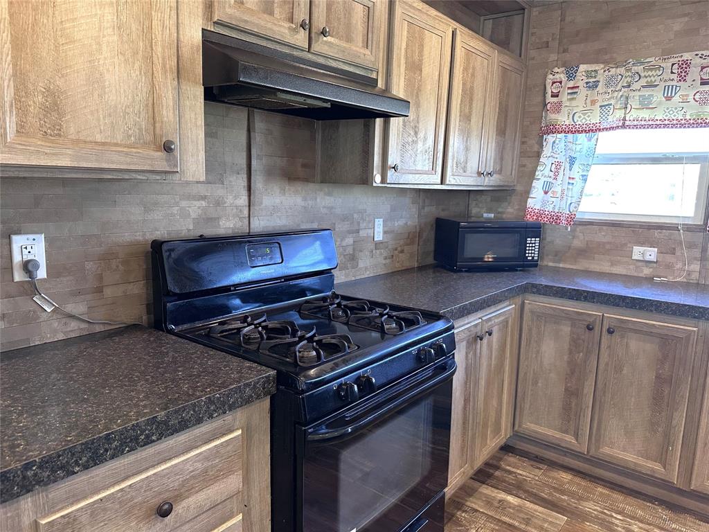 164 Lakeview Drive Coleman, TX 76834 - Photo 18 of 20