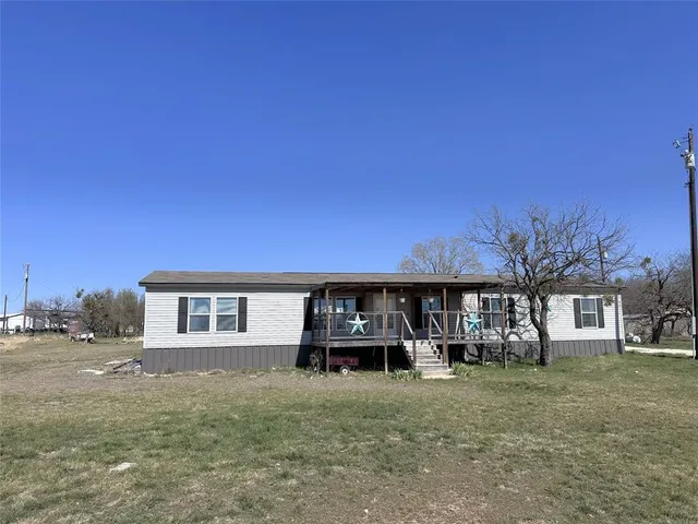 $169,900 | 164 Lakeview Drive, Coleman, TX 76834