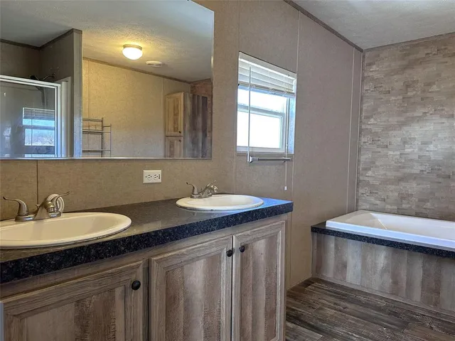 $169,900 | 164 Lakeview Drive, Coleman, TX 76834