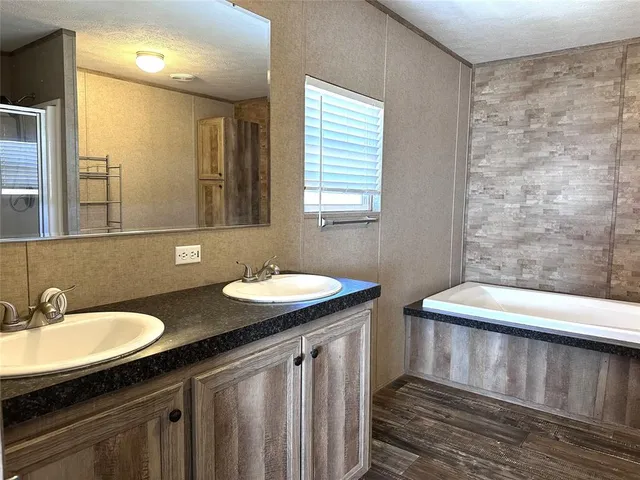 $169,900 | 164 Lakeview Drive, Coleman, TX 76834