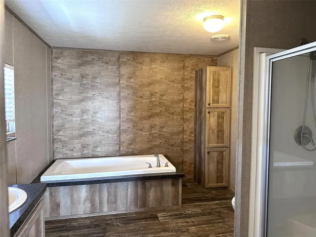 $169,900 | 164 Lakeview Drive, Coleman, TX 76834